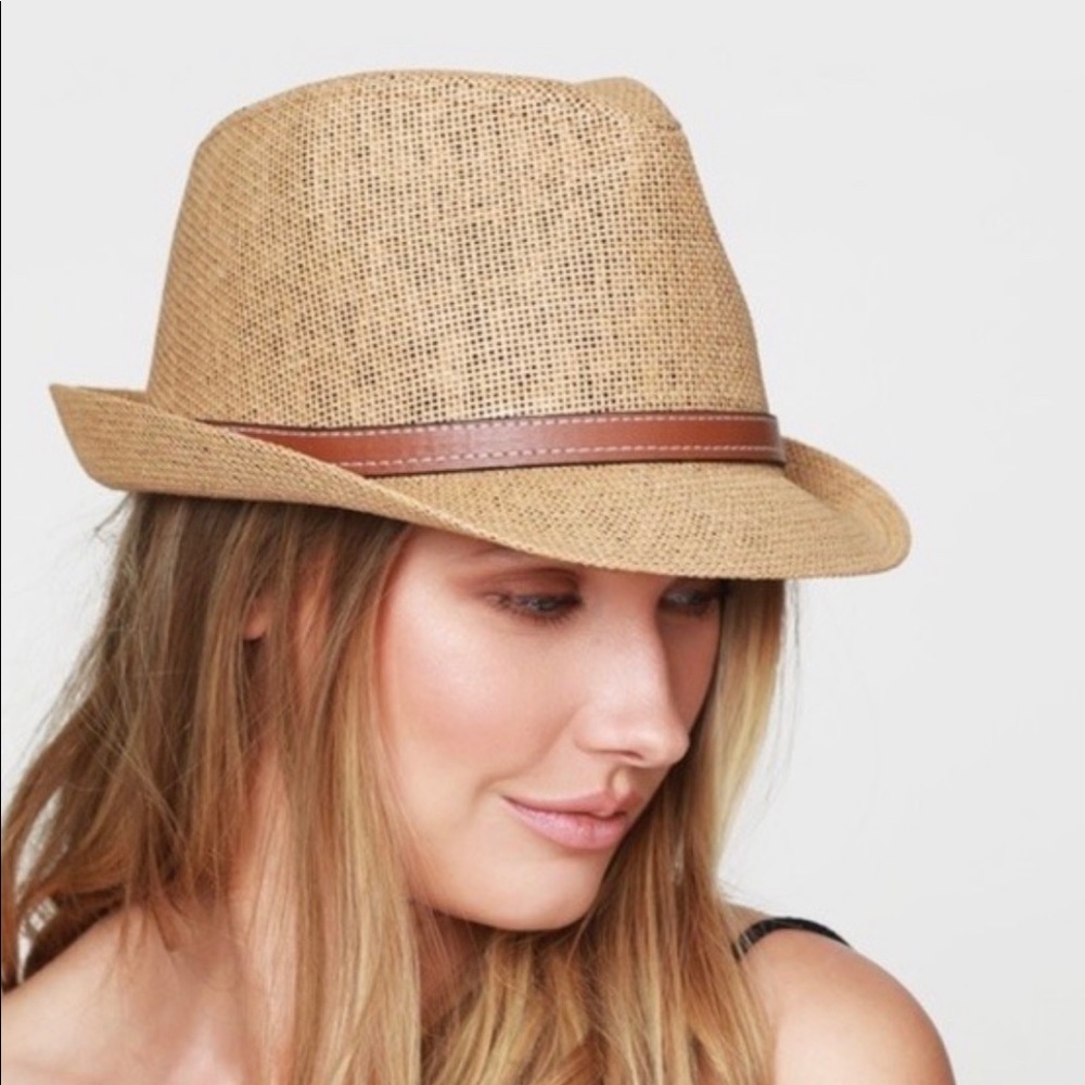 Belted fedora hat
